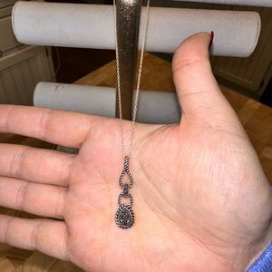 Elegant Silver Pendant Necklace